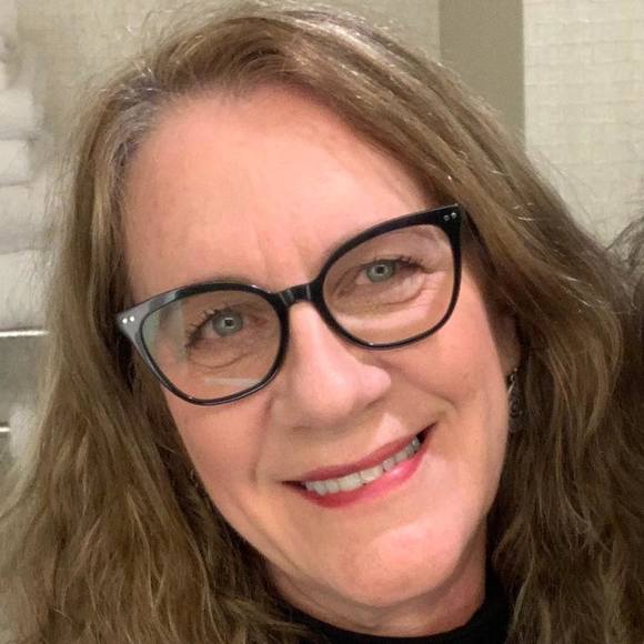 Meet your Posher, Joan - Picture 1 of 1